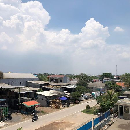 Bening Asri Guesthouse Tangerang Exteriér fotografie
